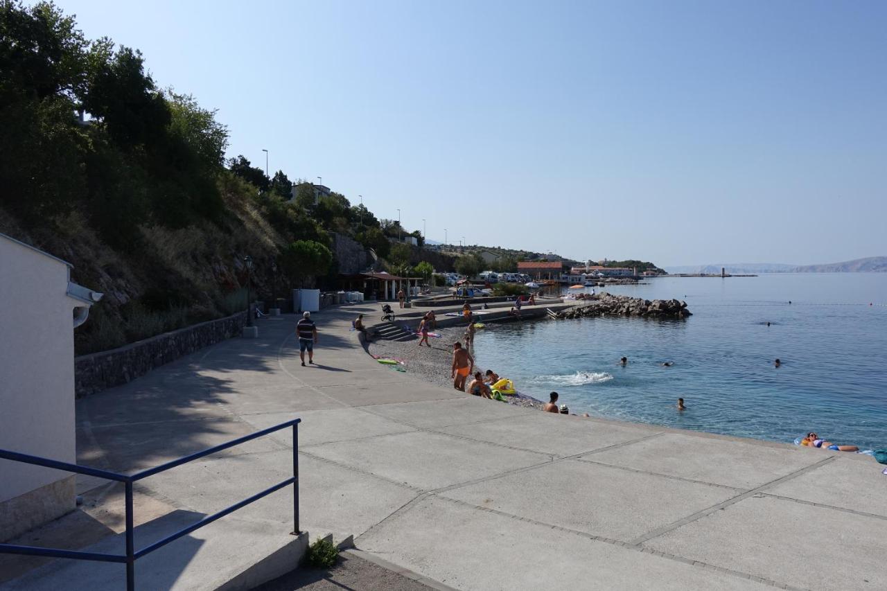 Apartmens Mendula Apartment Senj  Bagian luar foto