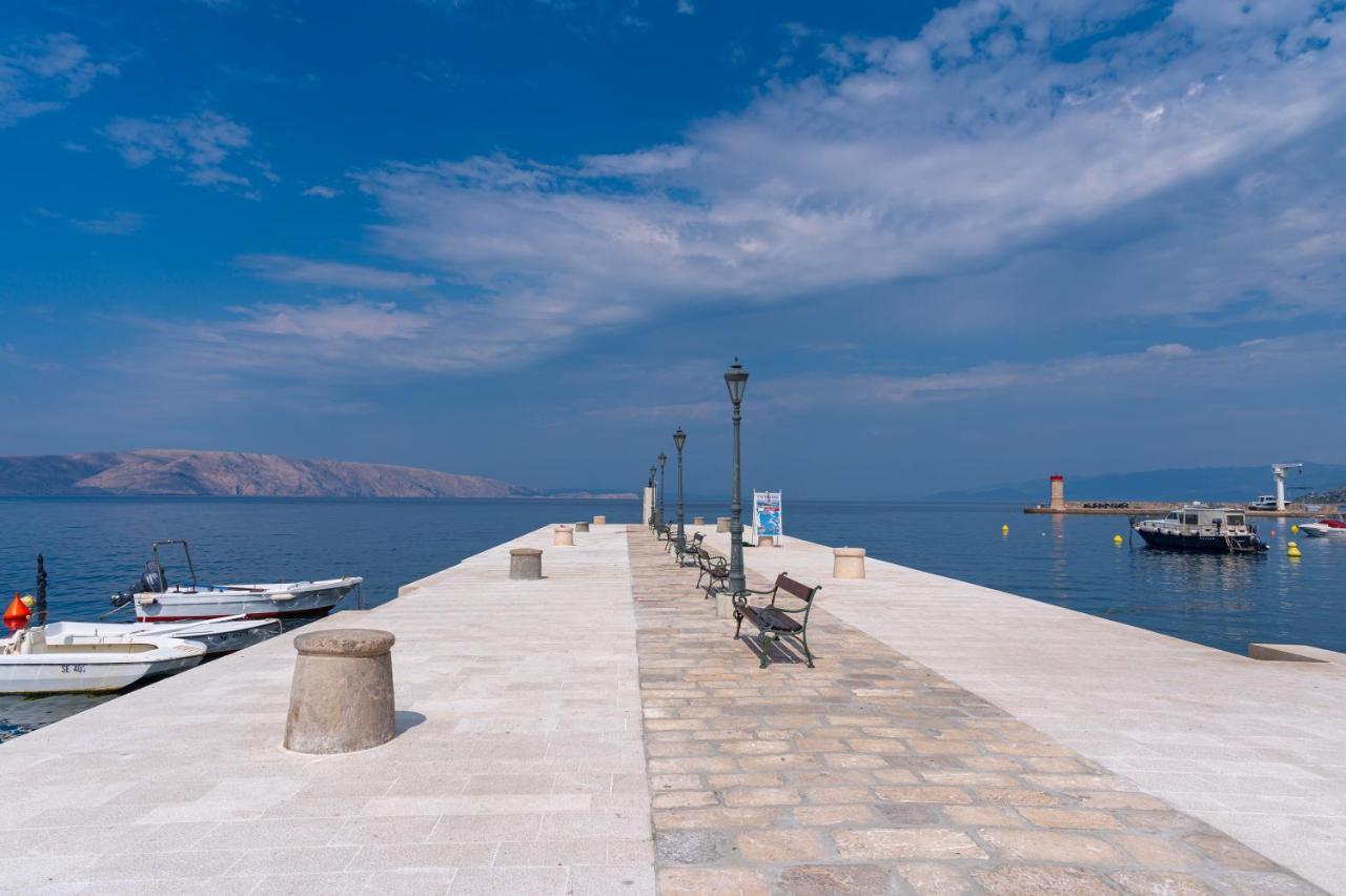 Apartmens Mendula Apartment Senj  Bagian luar foto