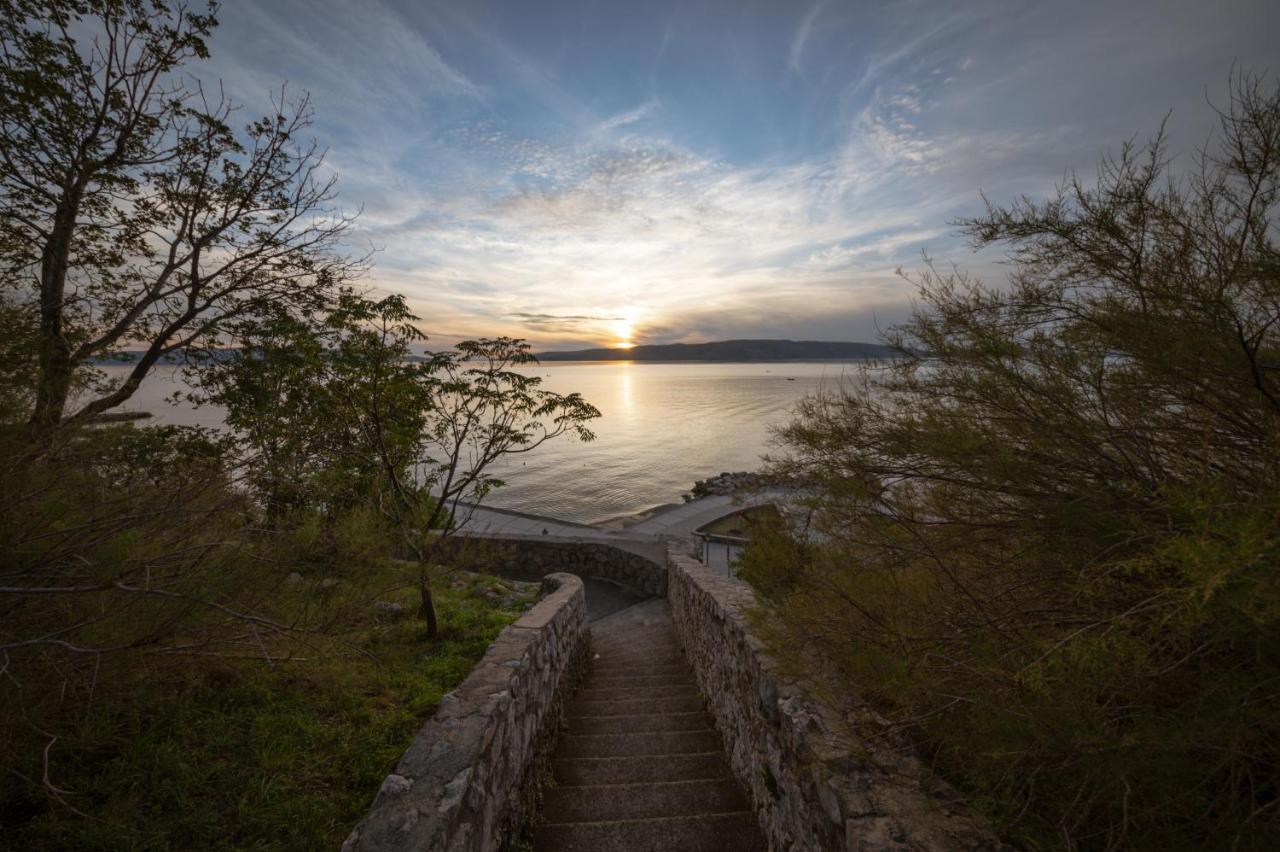 Apartmens Mendula Apartment Senj  Bagian luar foto